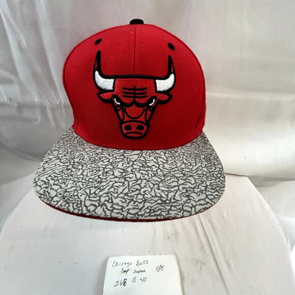 Chicago BULLS Cap Mitchell & Ness Red Retro gray bill Vietnam wool blend - Picture 8 of 8